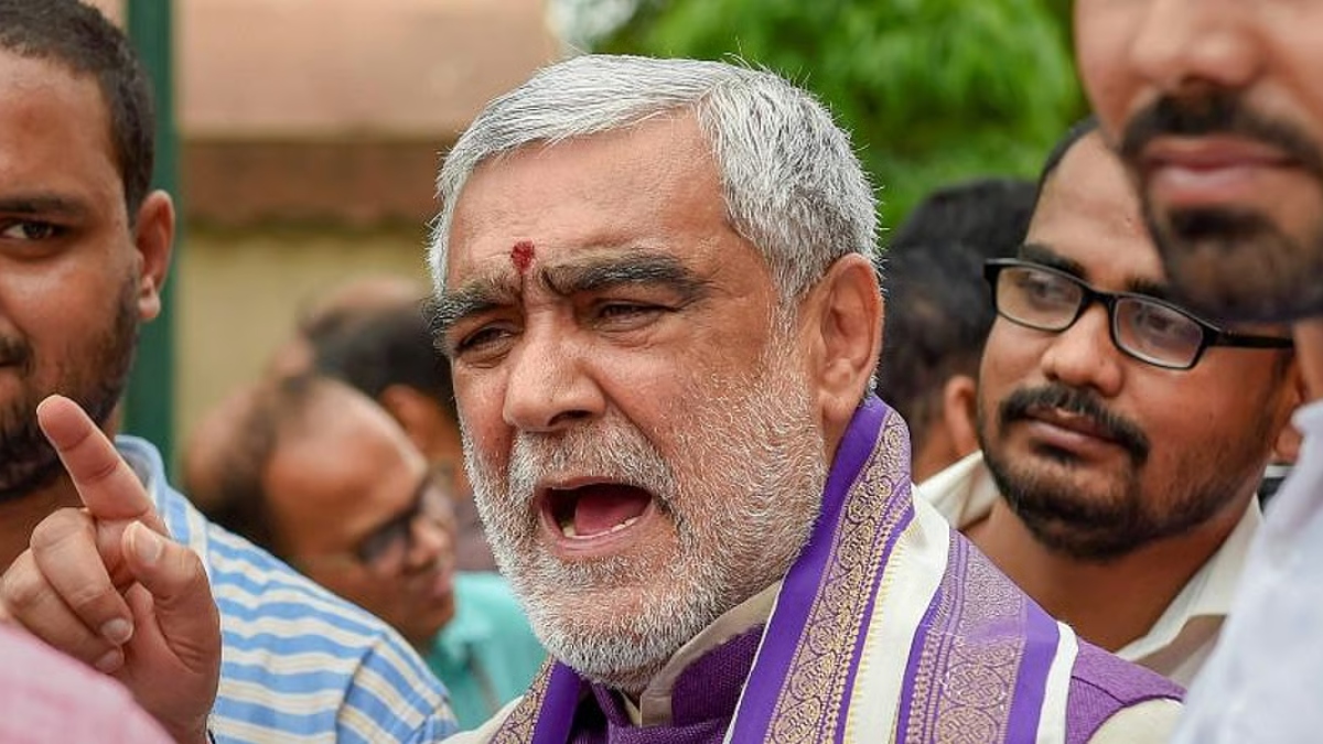 ashwini choubeys dilemma campaign for rohit pandey or son arjit