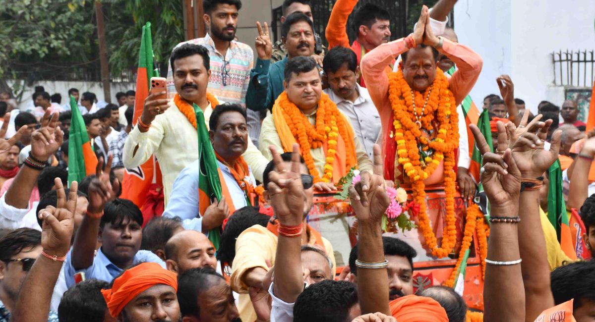 bihar assembly election 2025 105 candidates filled the form on the last day in muzaffarpur