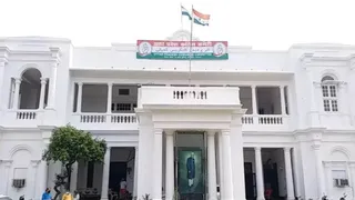 लखनऊ में उत्तर प्रदेश कांग्रेस कमेटी के मुख्यालय