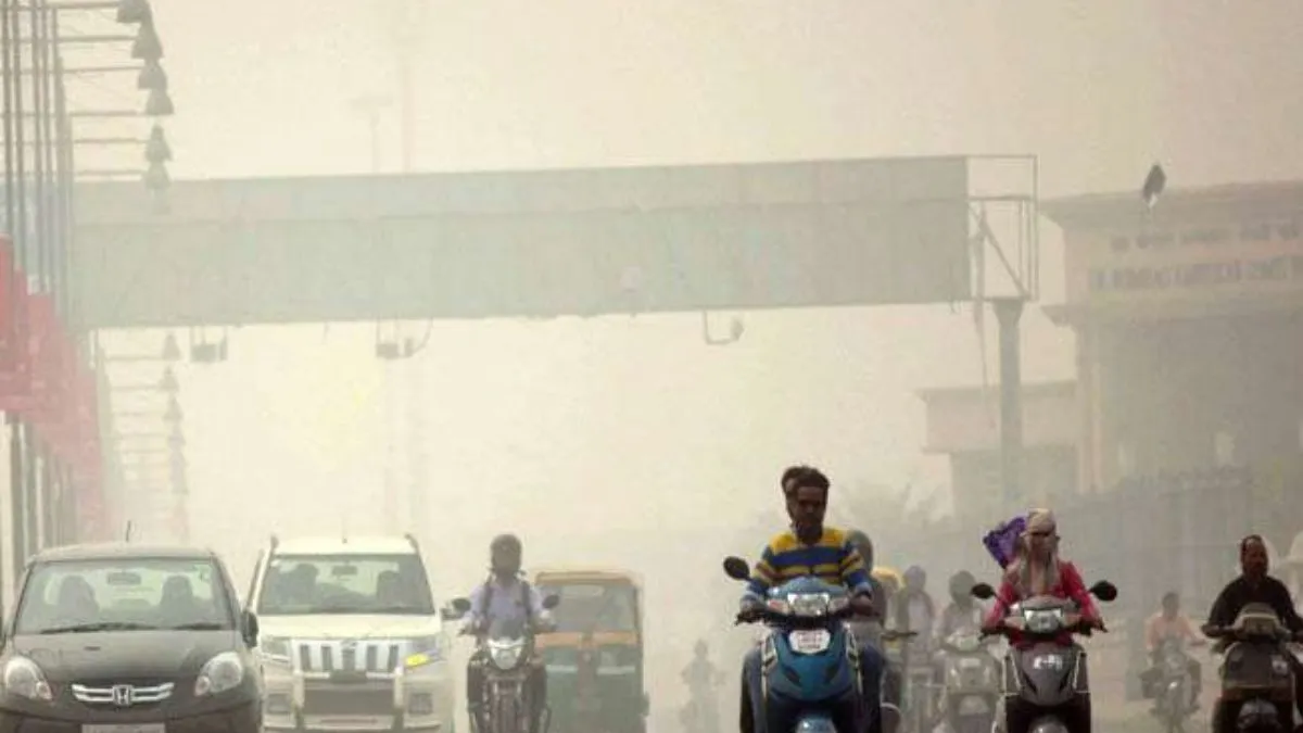 https://www.jagranimages.com/images/2025/10/17/article/image/air-quality--1760711473998.jpg