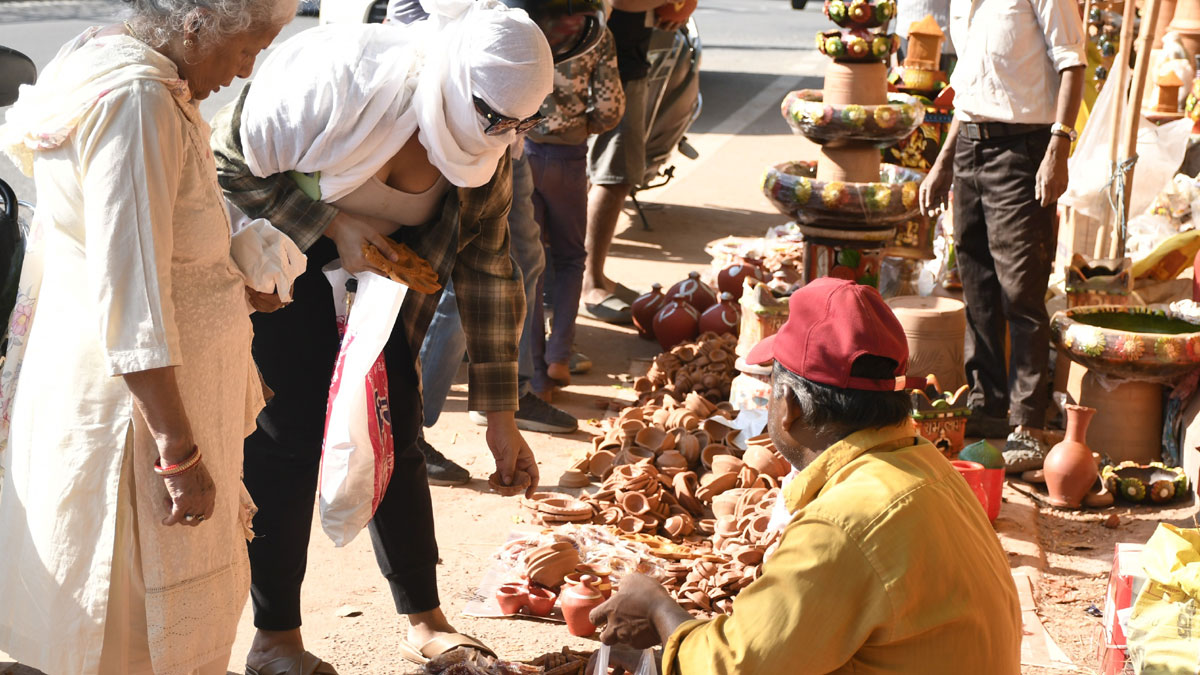 diwali 2025 colourful with cow dung lamps