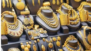 कन्दाड़ गांव की महिलाएं केवल सोने की तीन चीज ही कर सकती हैं धारण। प्रतीकात्मक