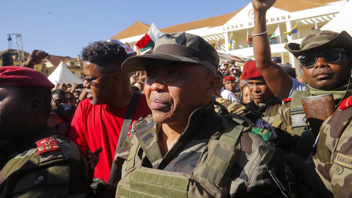 colonel michael to be sworn in as president of madagascar today