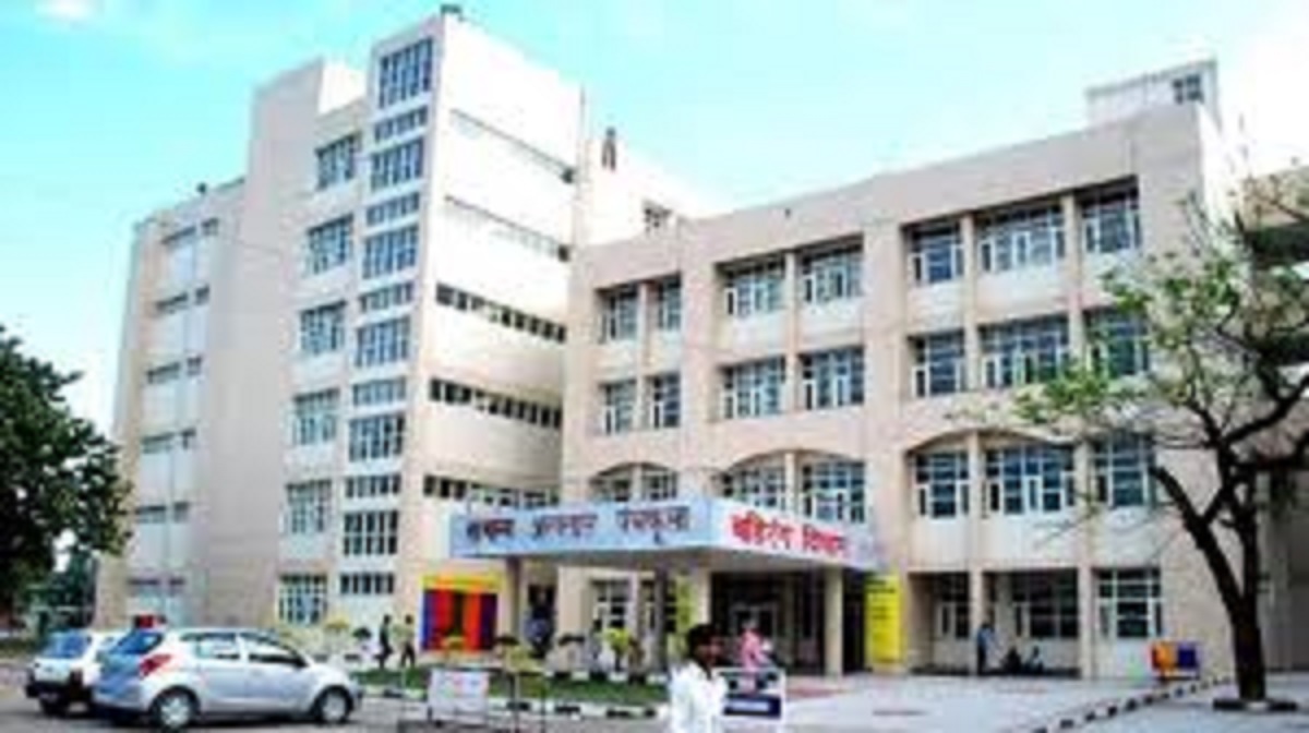 ayushman card heart treatment obstacles in panchkula hospital