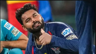 भारतीय क्रिकेट टीम के विकेटकीपर बल्लेबाज ऋषभ पंत ने गंगोत्री धाम के दर्शन किए। Concept Photo