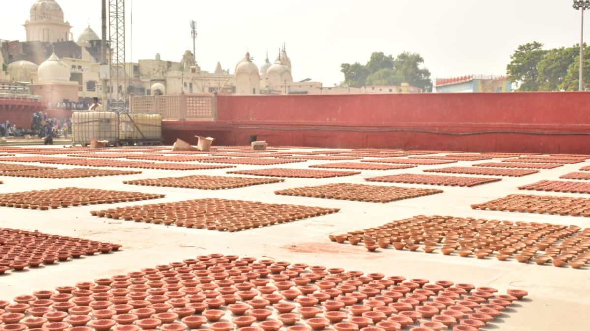 with clay dung eco lamps and solar powered laser shows ayodhya deepotsav become a symbol of new ayodhya of new india