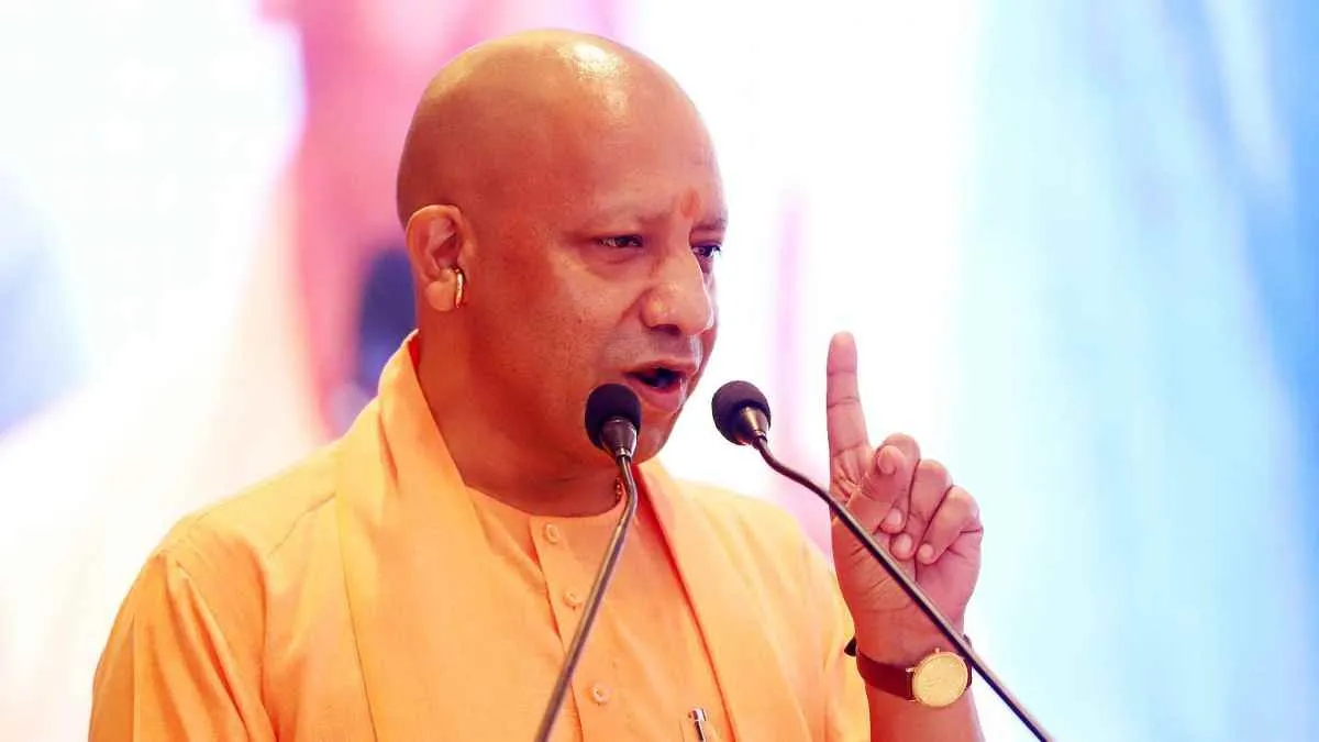 'इंडी गठबंधन आज भी अंग्रेजों की 'फूट डालो और राज करो' नीति अपनाए हुए', सीएम योगी का विपक्ष पर तीखा हमला