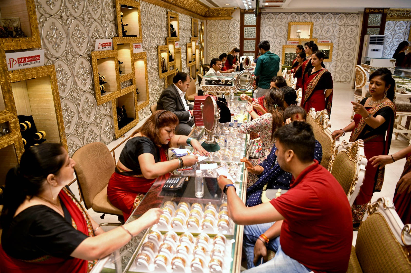 dhanteras shopping begins high gold prices may dampen sales