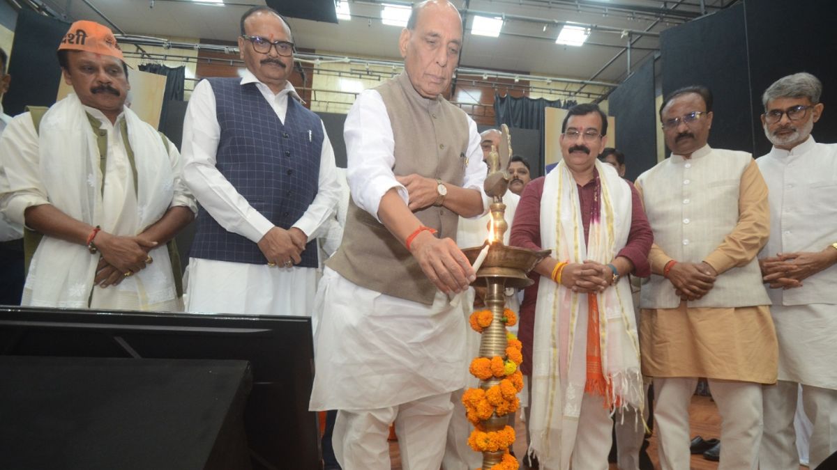 rajnath singh at lucknow event india selfreliant from ship to chip