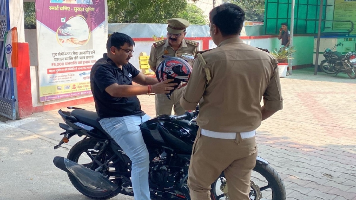 baghpat sp suraj kumar rai patrolled city on bike without uniform