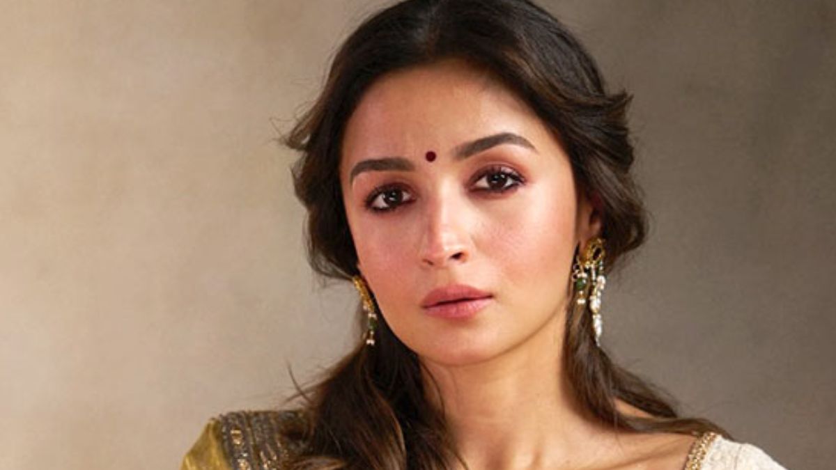 alia bhatt first look viral from sanjay leela bhansalis love and war starer ranbir kapoor and vicky kaushal
