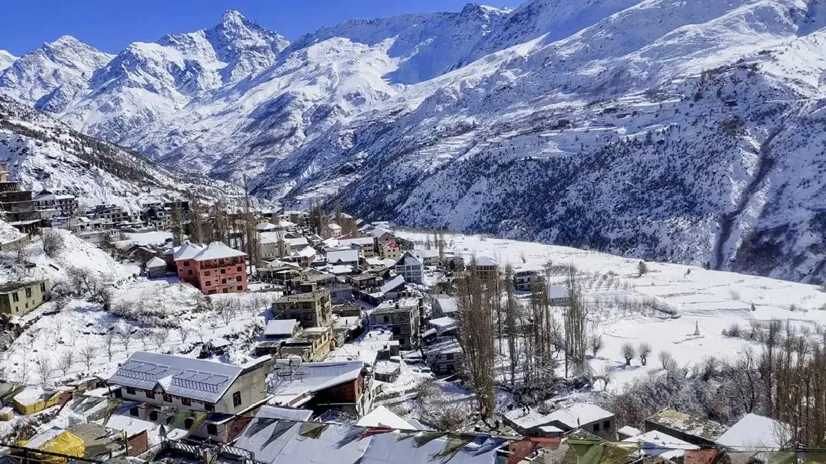 https://www.jagranimages.com/images/2025/10/18/article/image/himachal_news_weather-1760758255919.jpg