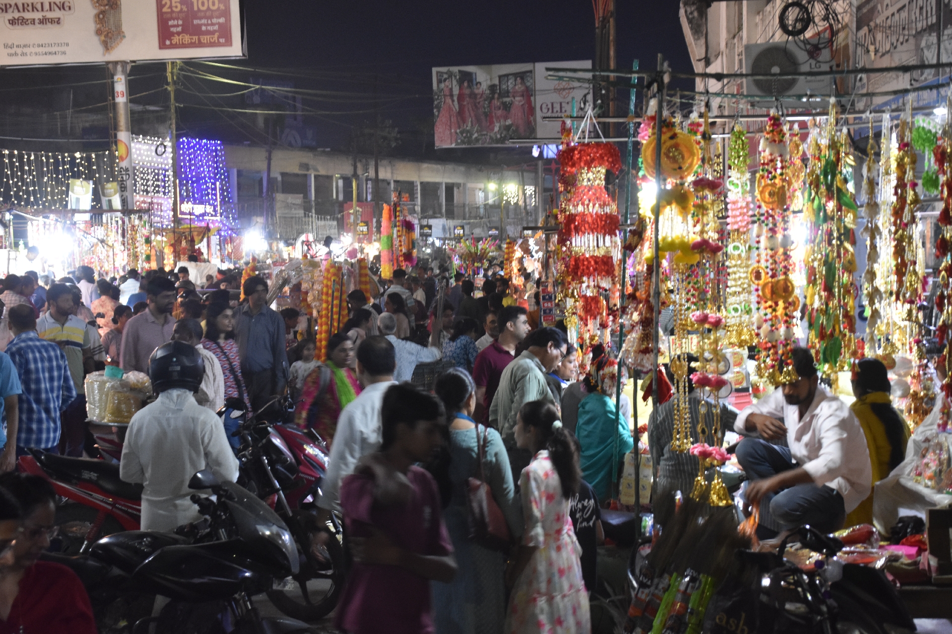designer and scented candles light up diwali floating candles attract buyers