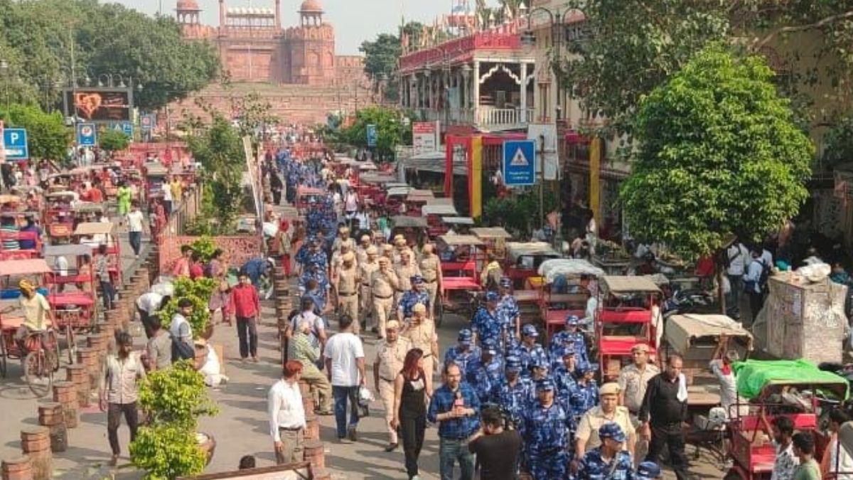 diwali security police tightens vigilance traffic diversion in place