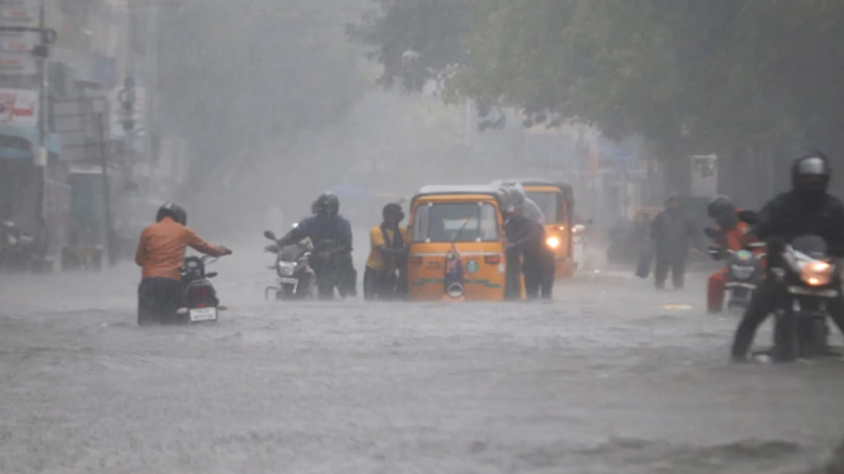 tamil nadu rain landslides trains cancelled due to wreak havoc