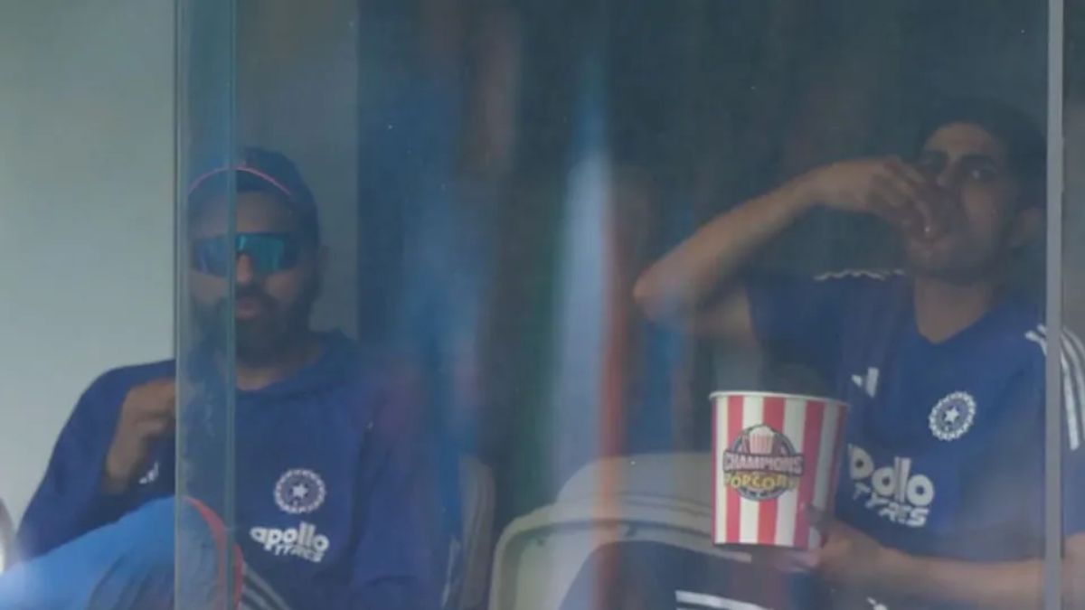 ind vs aus shubman gill and rohit sharma eating popcorn video viral