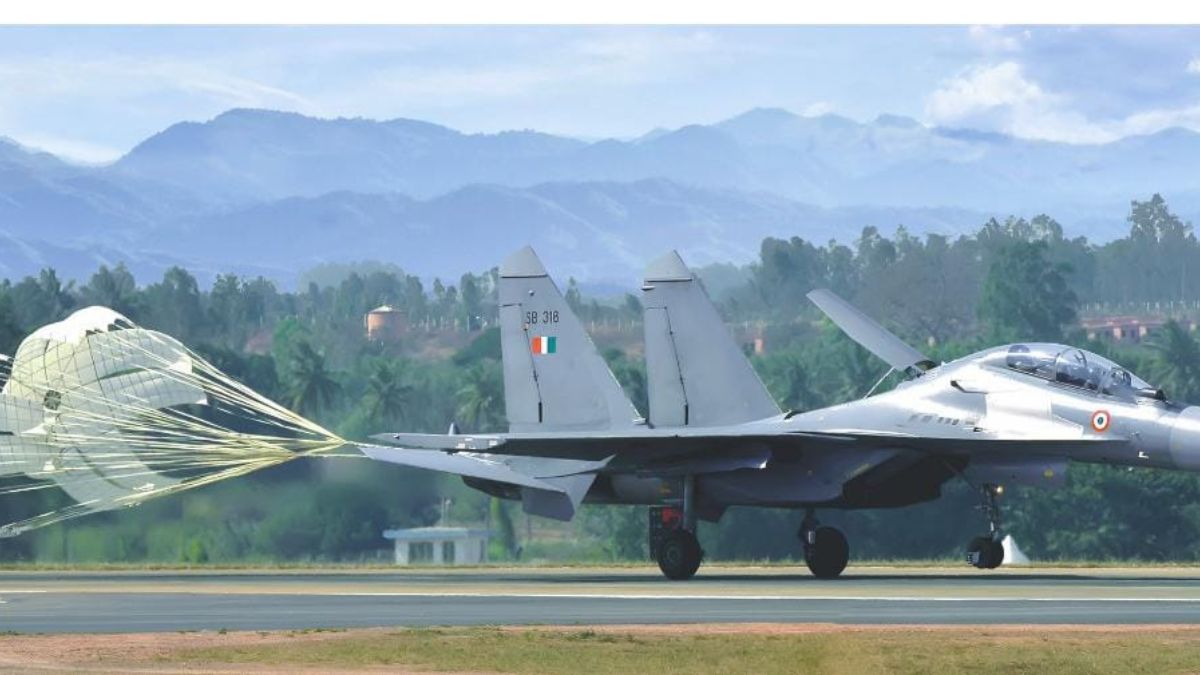 sukhoi30 fighter jet india to produce break parachutes