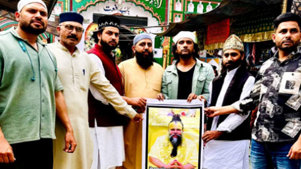 muslims also prayed for the health of premananda maharaj in piran kaliyar