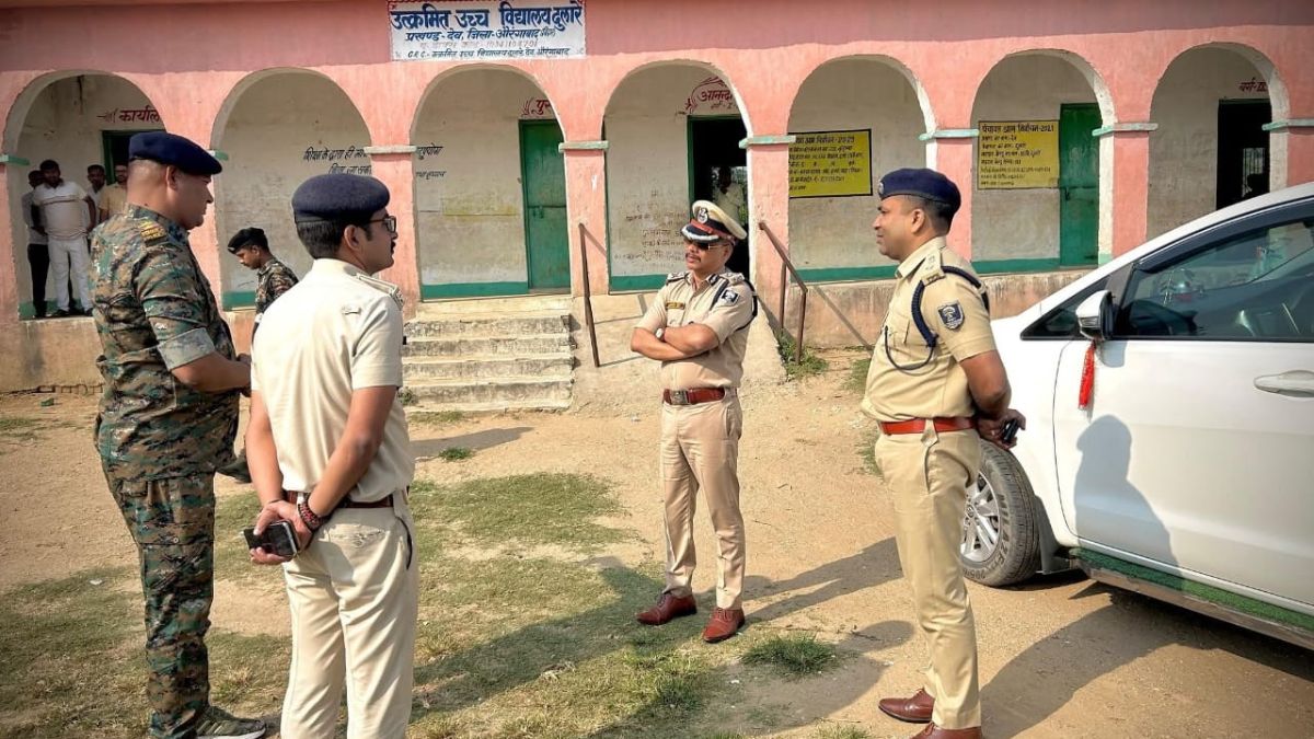 aurangabad maoist threat ends peaceful elections with new polling stations
