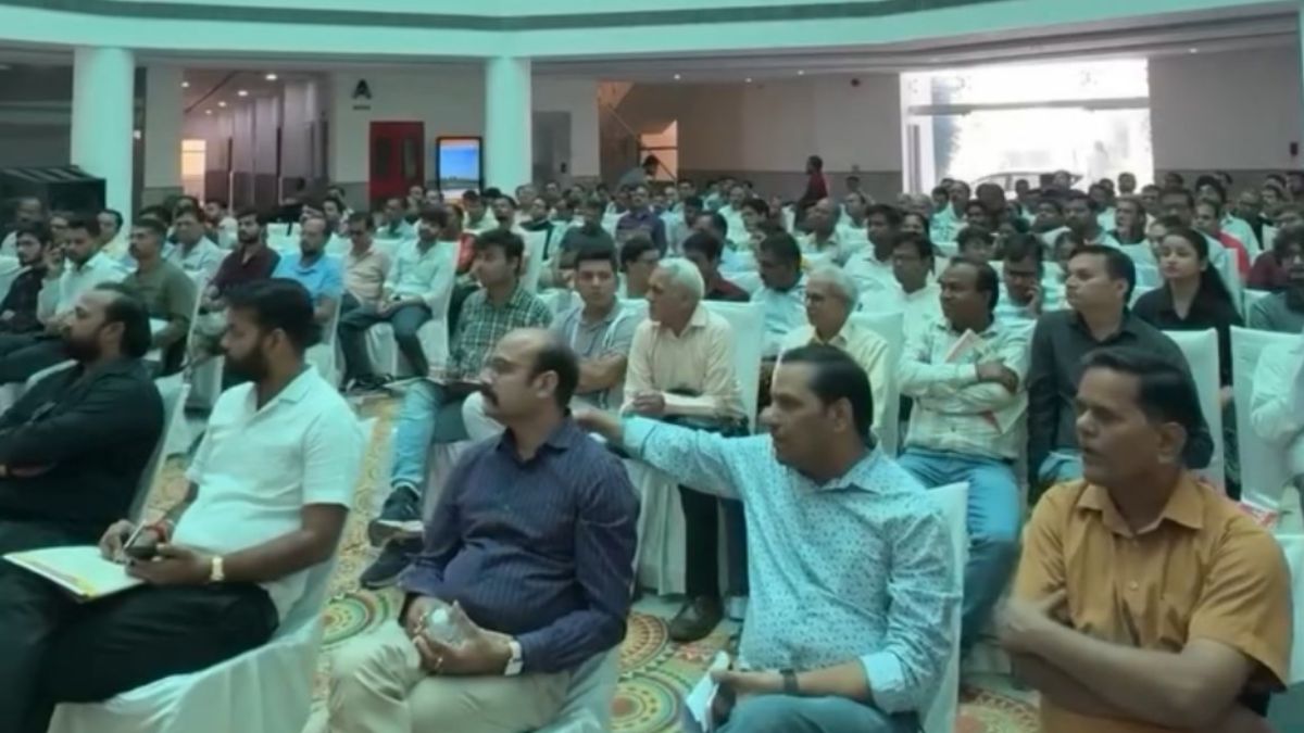 huge rush to buy plots on dhanteras bda earned rs 150 crore