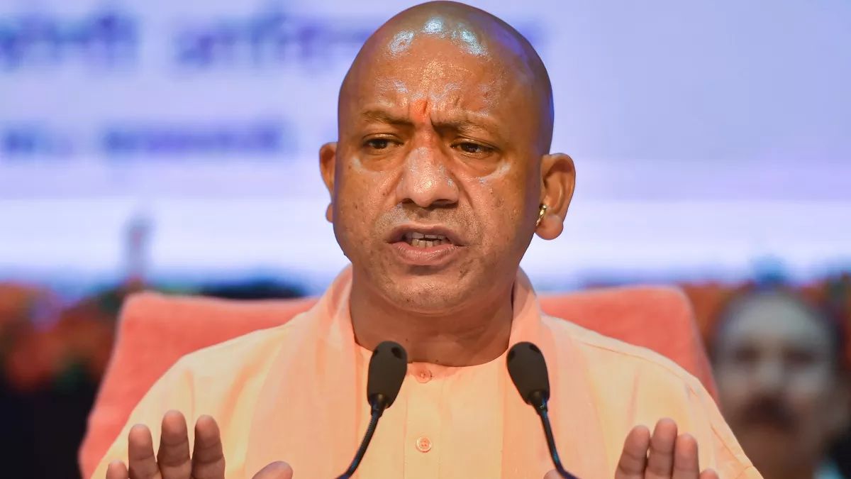 up cm yogi to honor martyred police families on police commemoration day