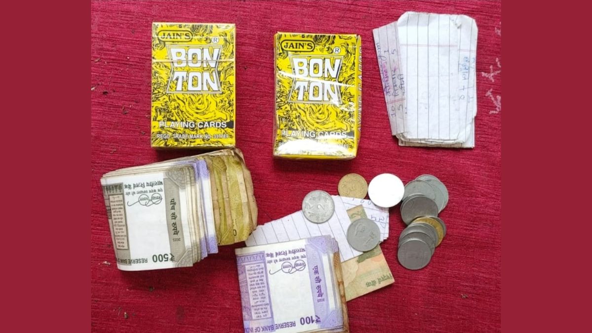 saran police busts gambling den arrests 14 ahead of diwali