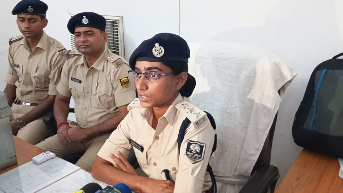 gopalganj cyber crime crackdown two brothers arrested cash and jewelry seized