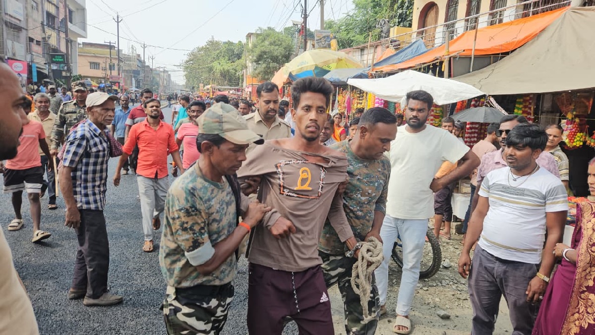 jharkhand crime murder accused escapes custody quickly recaptured