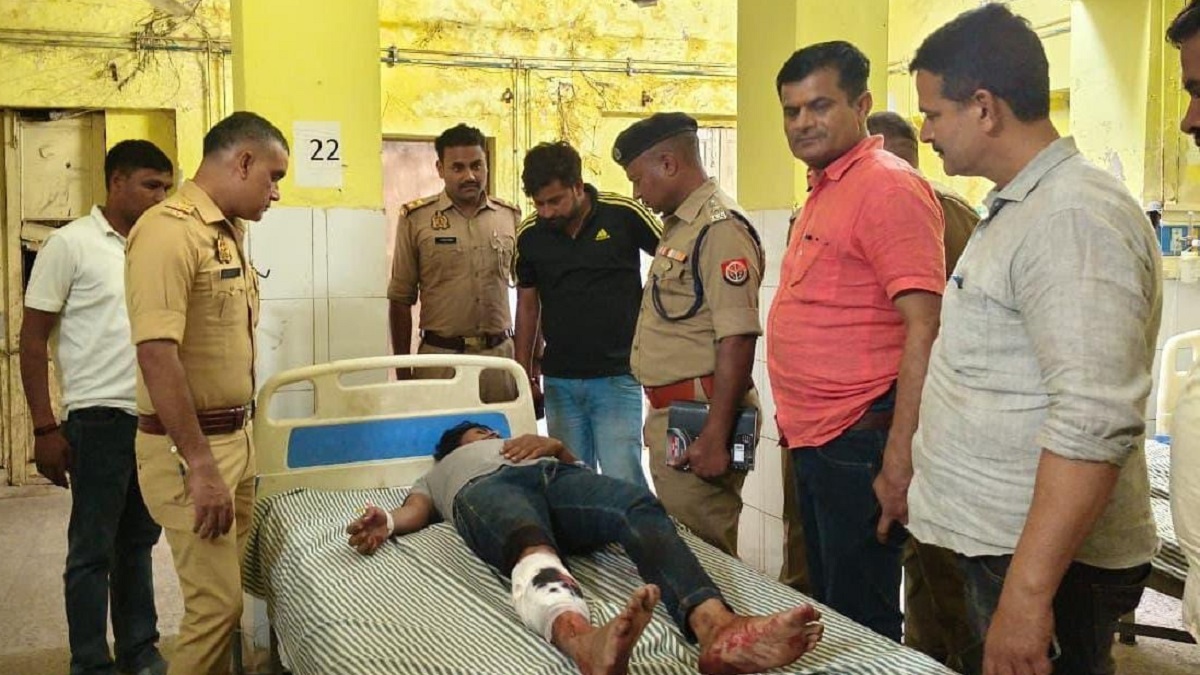 three criminals injured and four arrested in pratapgarh police encounter