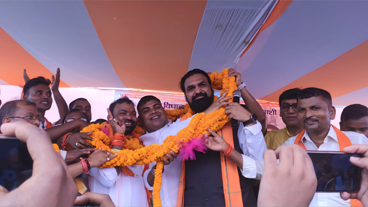 vipbacked candidate sakaldev bind joins bjp ahead of bihar elections