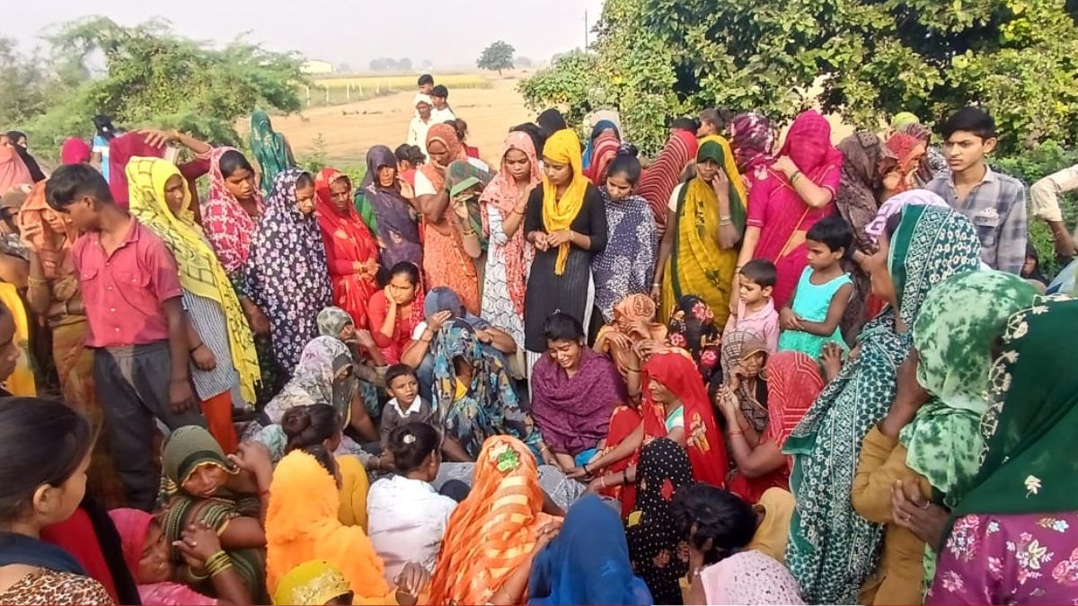 firozabad accident woman killed in accident villagers road jam