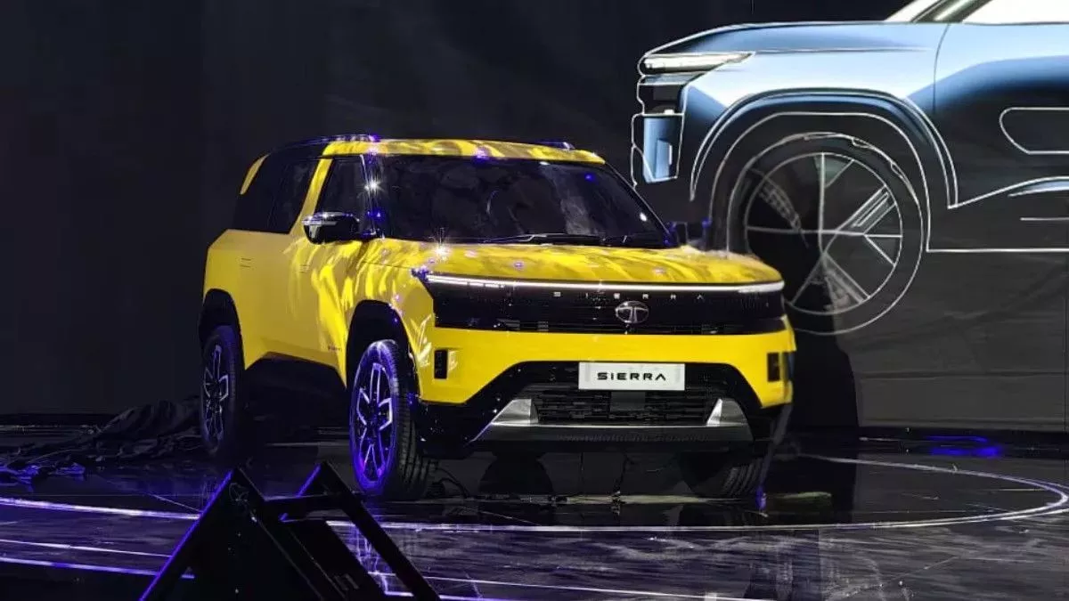 tata sierra spied again triple screen interior petrol pump stop and launch details