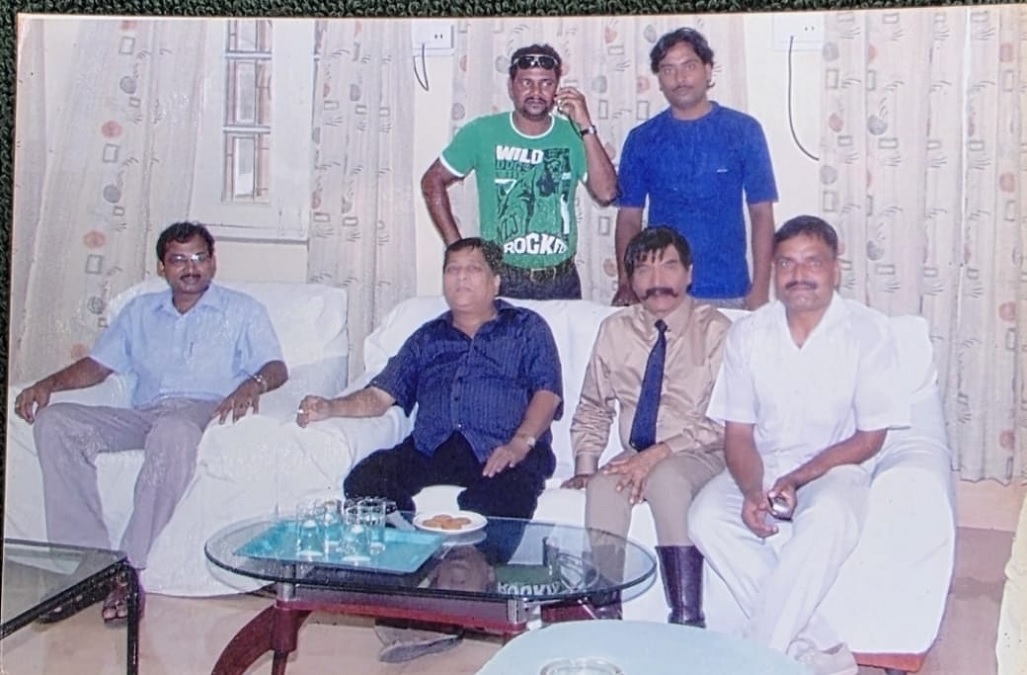 dhanbad news asrani proves identity with sholay dialogue panchhet dam memories