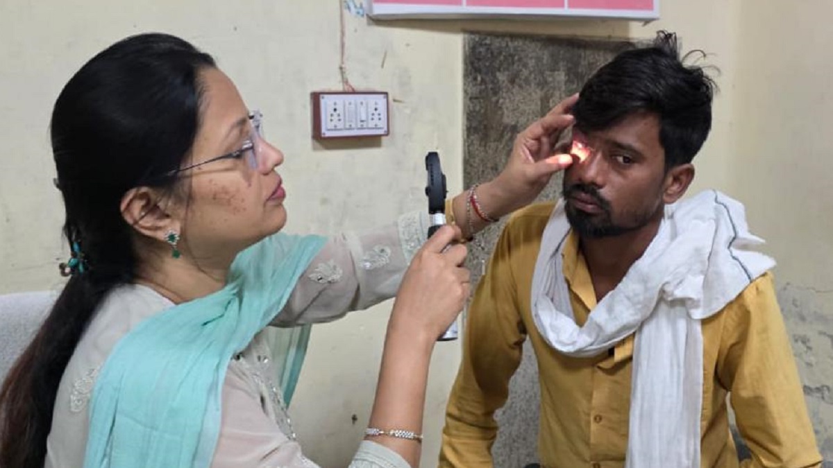 carbide crackers eye injuries surge in kanpur cornea ruptured