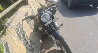 सरकारी बस की टक्कर से बुलेट सवार एक की मौत, एक घायल (फोटो: जागरण)