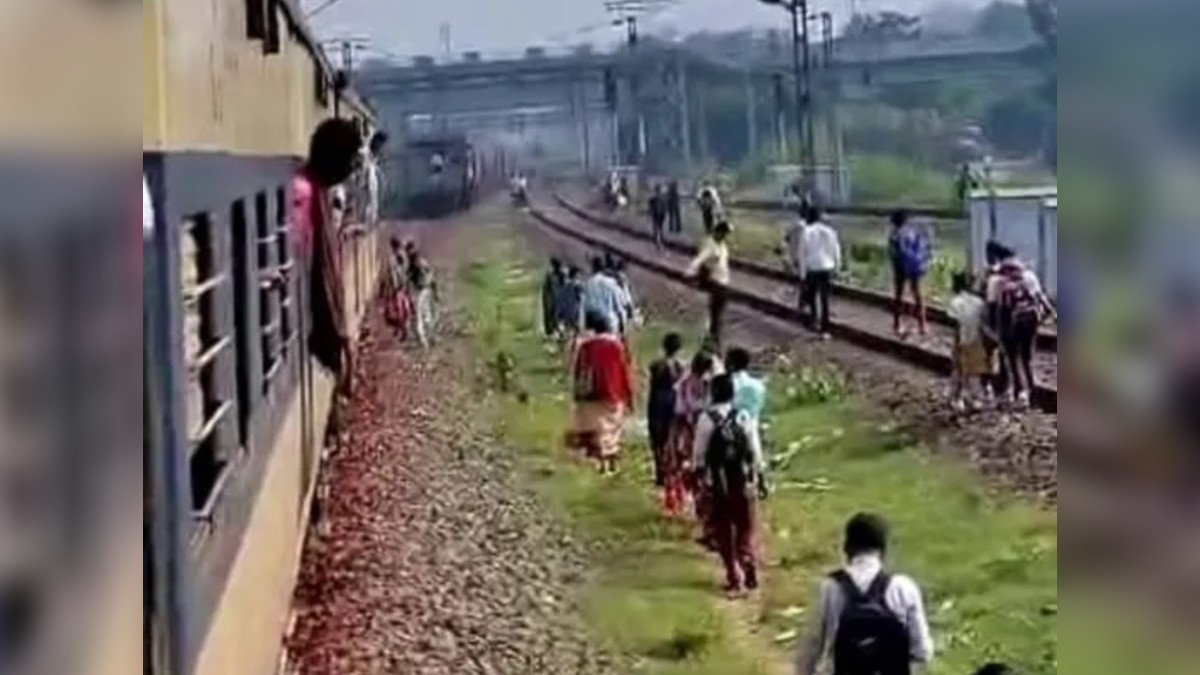 passenger trains delayed for goods trains passengers frustrated in chakradharpur