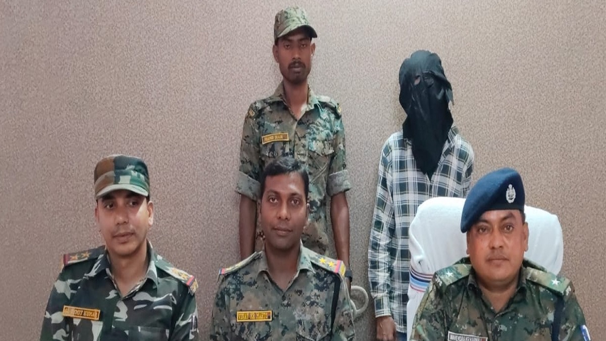 gumla drug traffickers arrested brown sugar seized students targeted