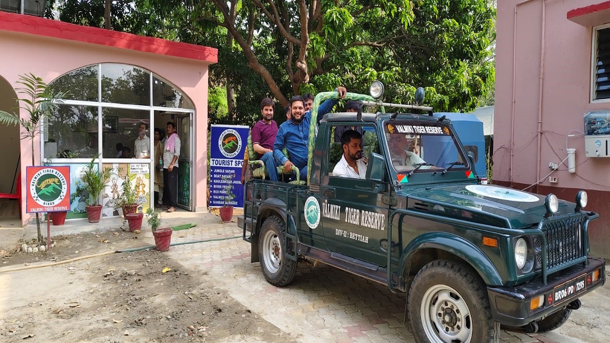tourism season begins tomorrow in west champaran vtr