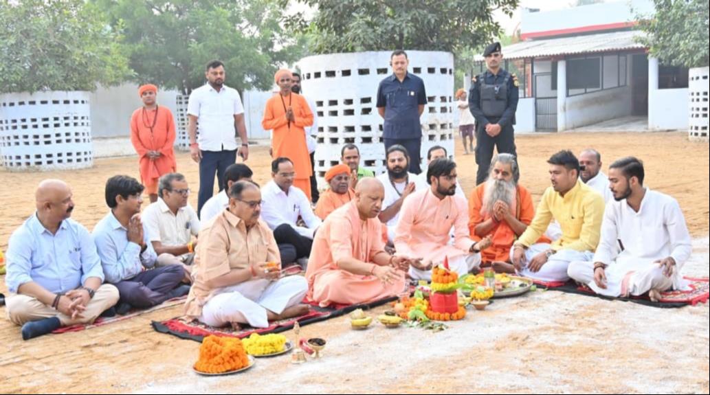 cm yogi performed govardhan puja in gorakhpur