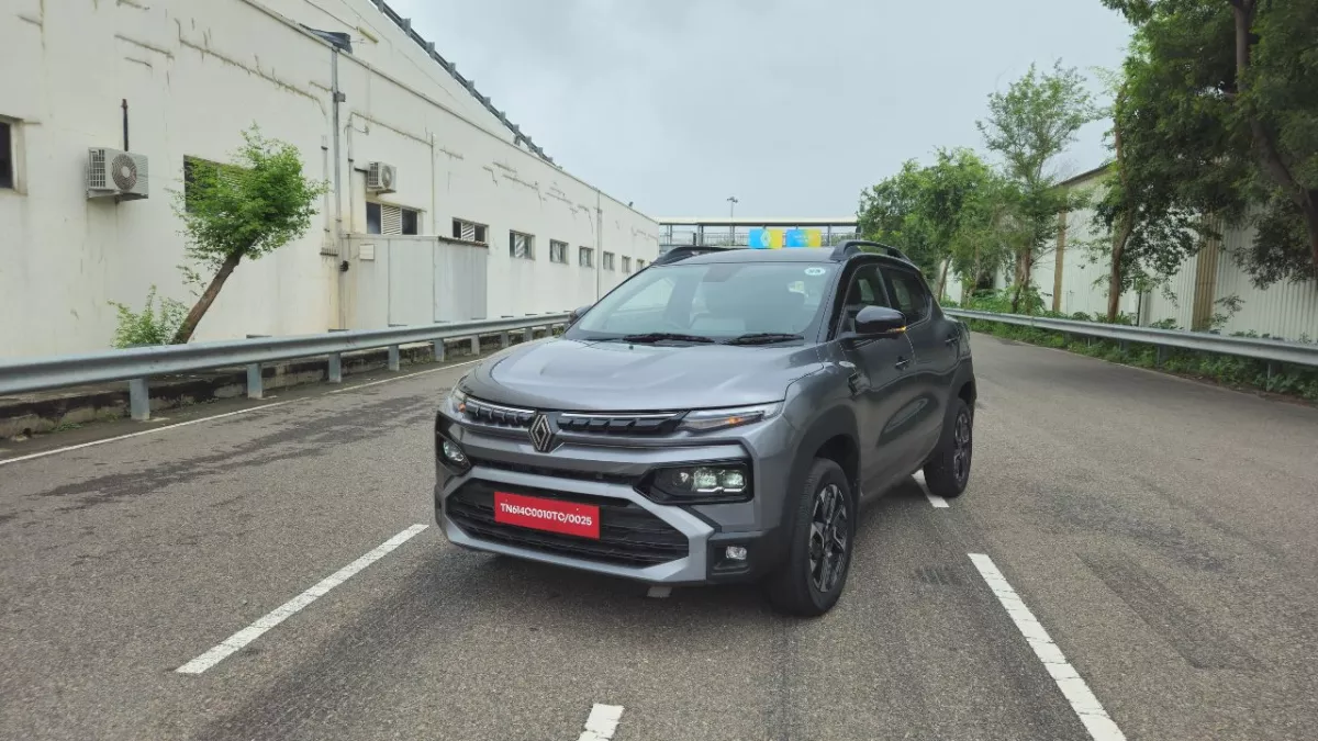 renault kiger facelift base variant calculate monthly emi payments if down payment one lakh rupees