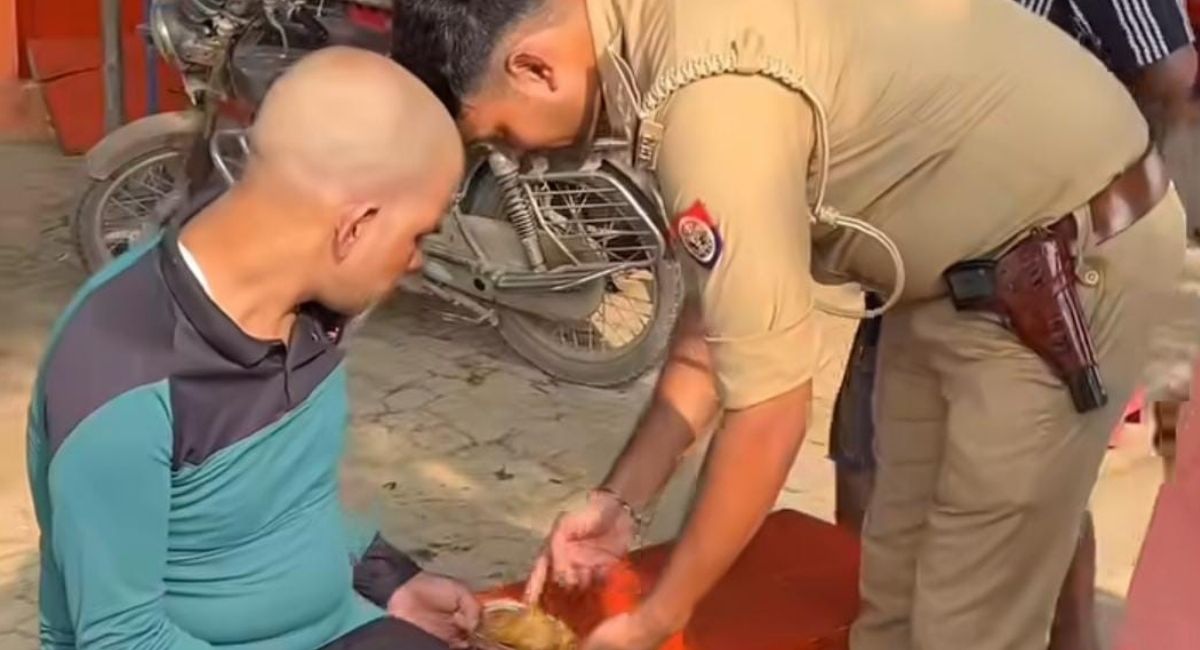gorakhpur police officer helps homeless man a touching act of humanity
