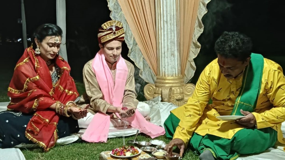 inspired by indian culture a colombian couple took the vow of never leaving each other for the rest of their lives