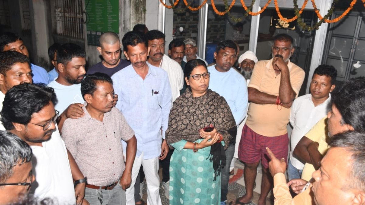 exmukhiya mantosh soren dies during treatment family protests