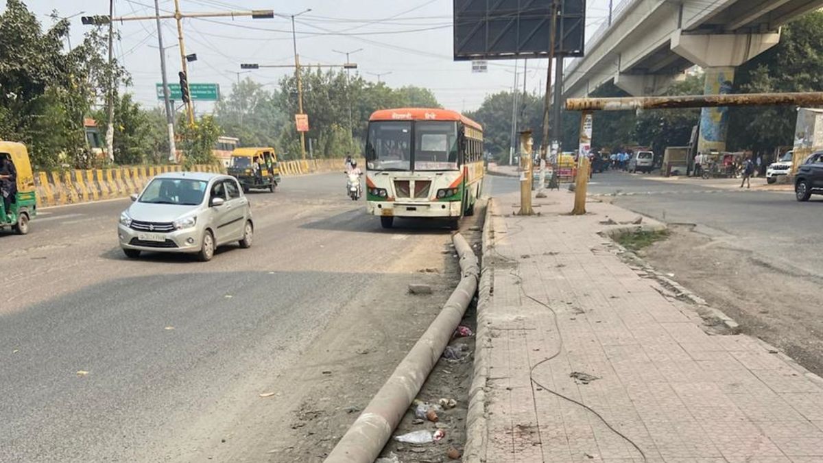 ghaziabad officials fail to implement traffic management plan face notice