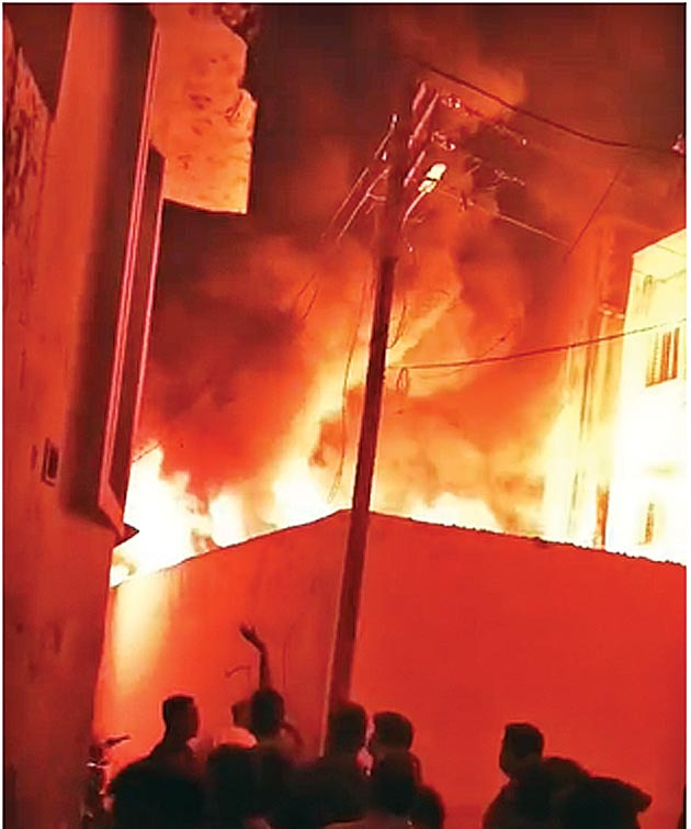 massive fire engulfs pipe warehouse in jamshedpur causes huge loss