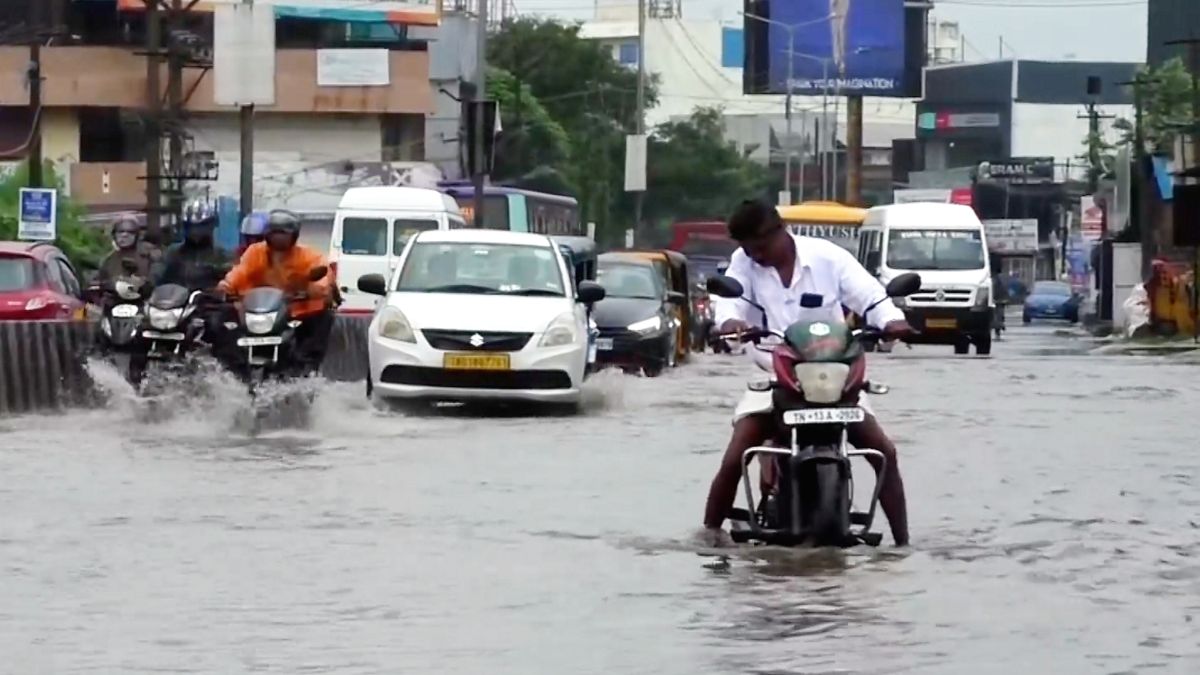 storm warning schools closed in tamil nadu karnataka and other states