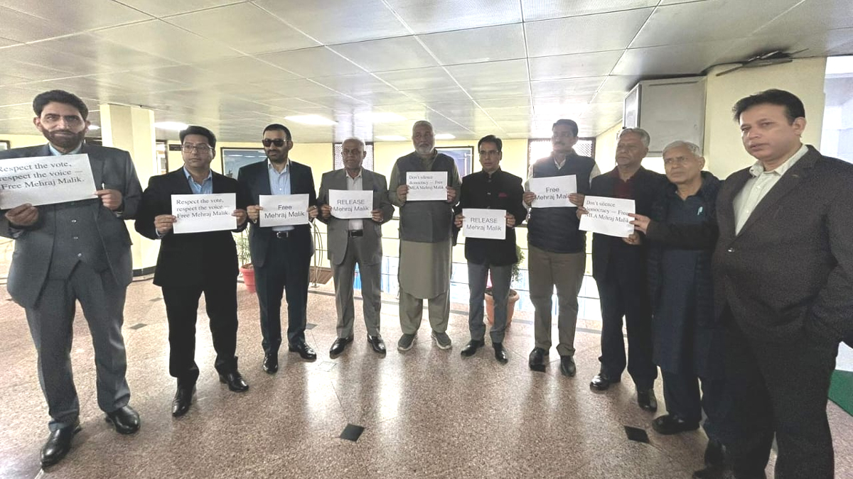 nccongress silent protest demands mehraj malik release in jk assembly