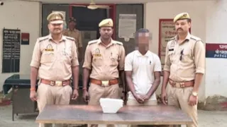 प्रतापगढ़ के फतनपुर पुलिस की गिरफ्त में रसोइया की हत्या का गिरफ्तार आरोपित पुलिस मीडिया सेल