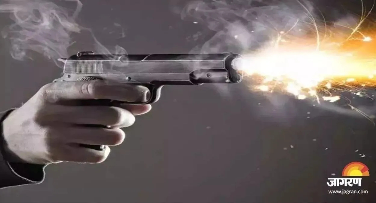 faridabad firing at dairy owners house family in panic