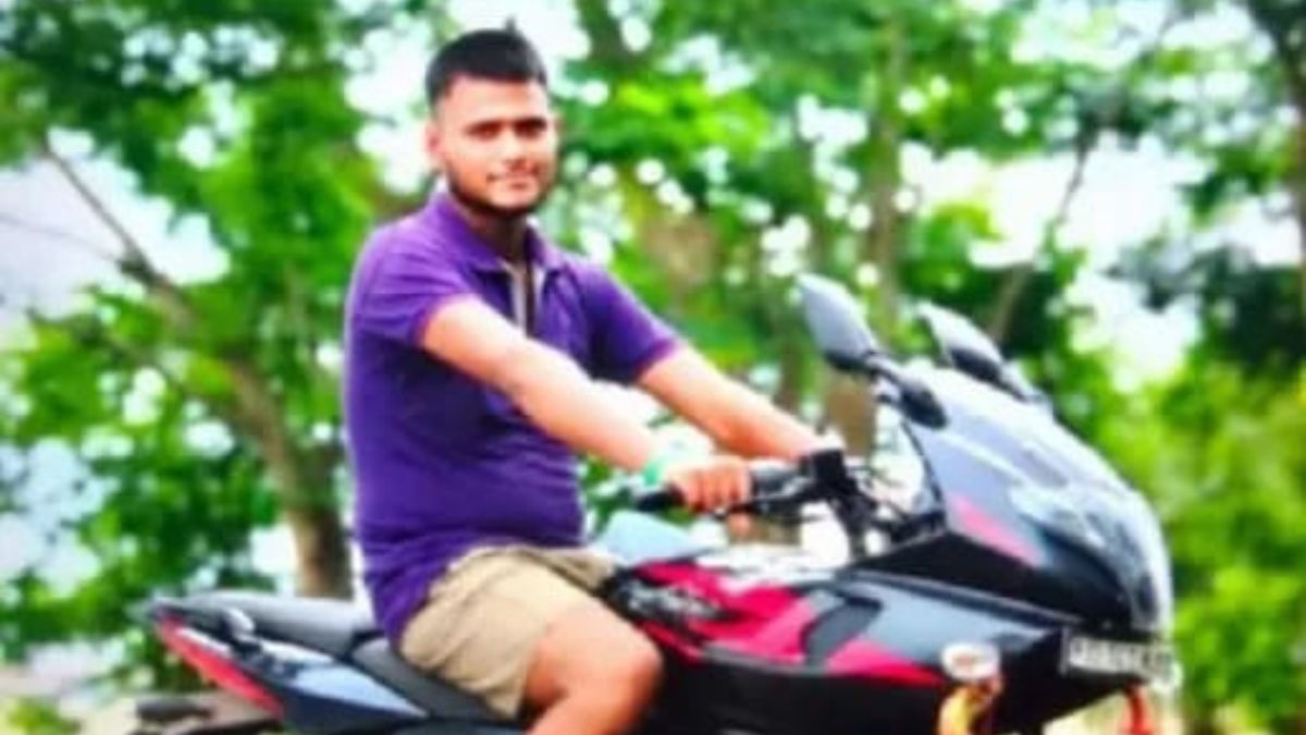 odisha news automobile employee dies after air pipe insertion